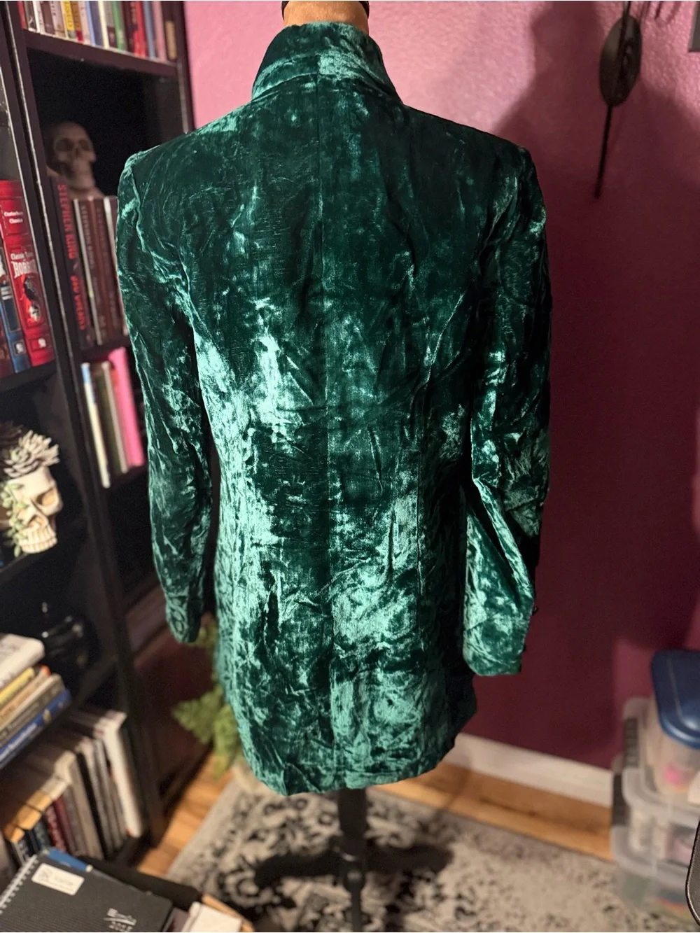 Luxurious Emerald Green long crushed Velvet Blazer- vintage goth vampire